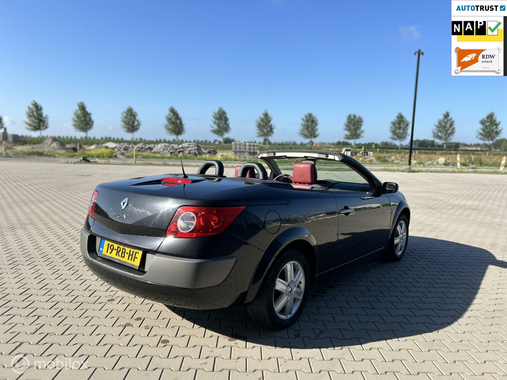 Foto van Renault Mégane Coupé-cabriolet