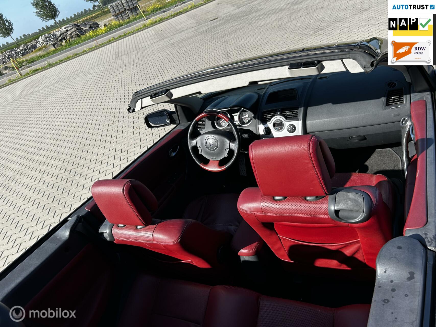 Foto van Renault Mégane Coupé-cabriolet