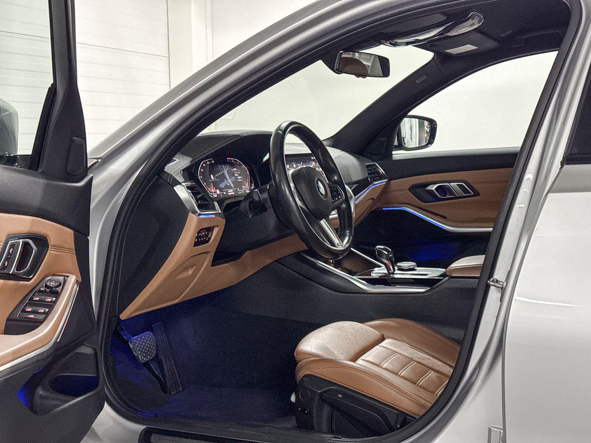 Foto van BMW 330i