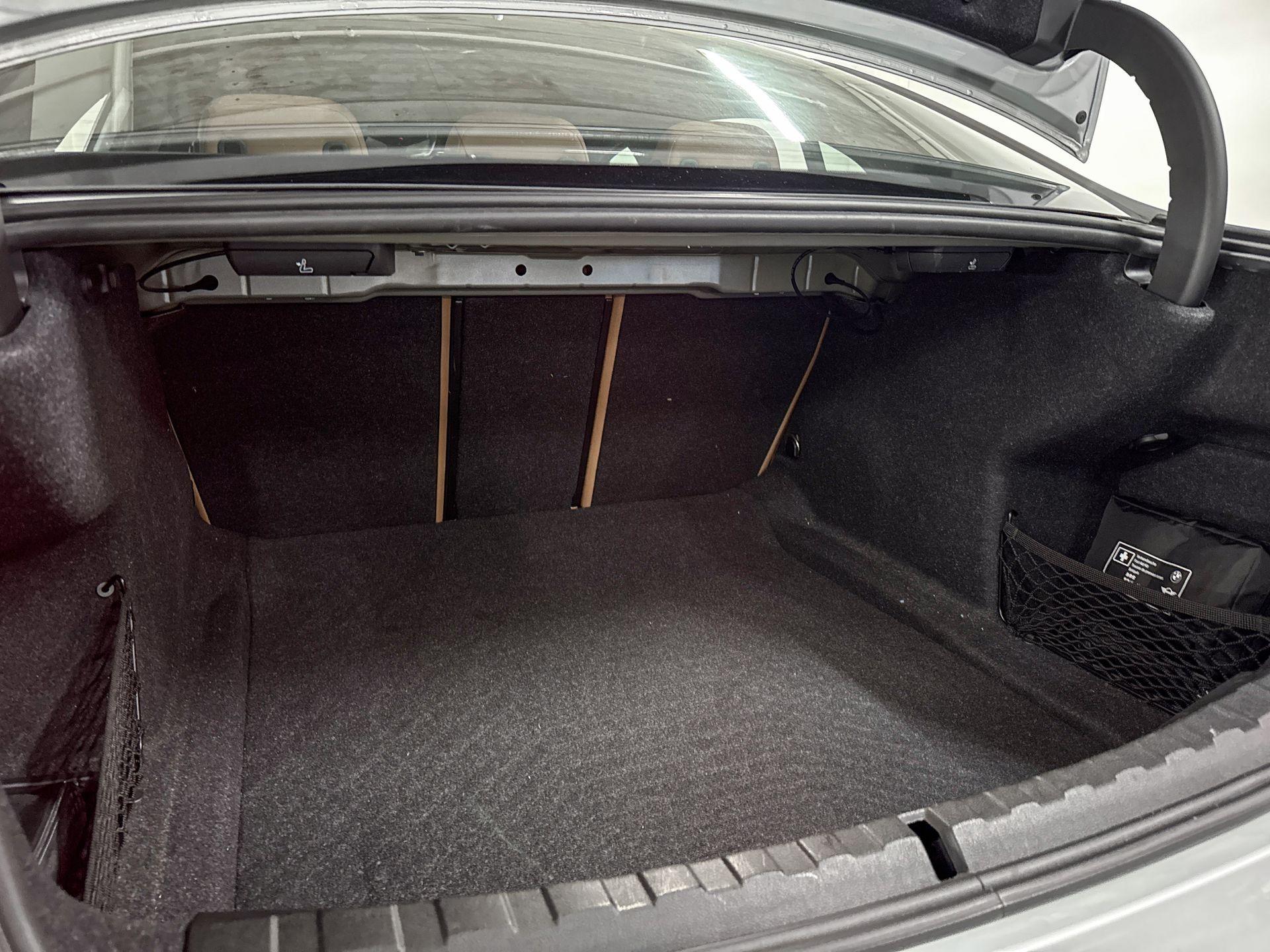 Foto van BMW 330i