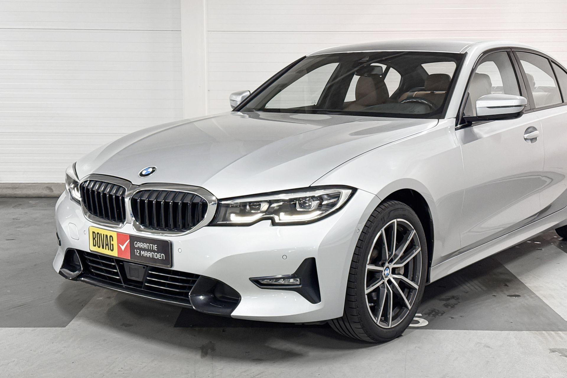 Foto van BMW 330i