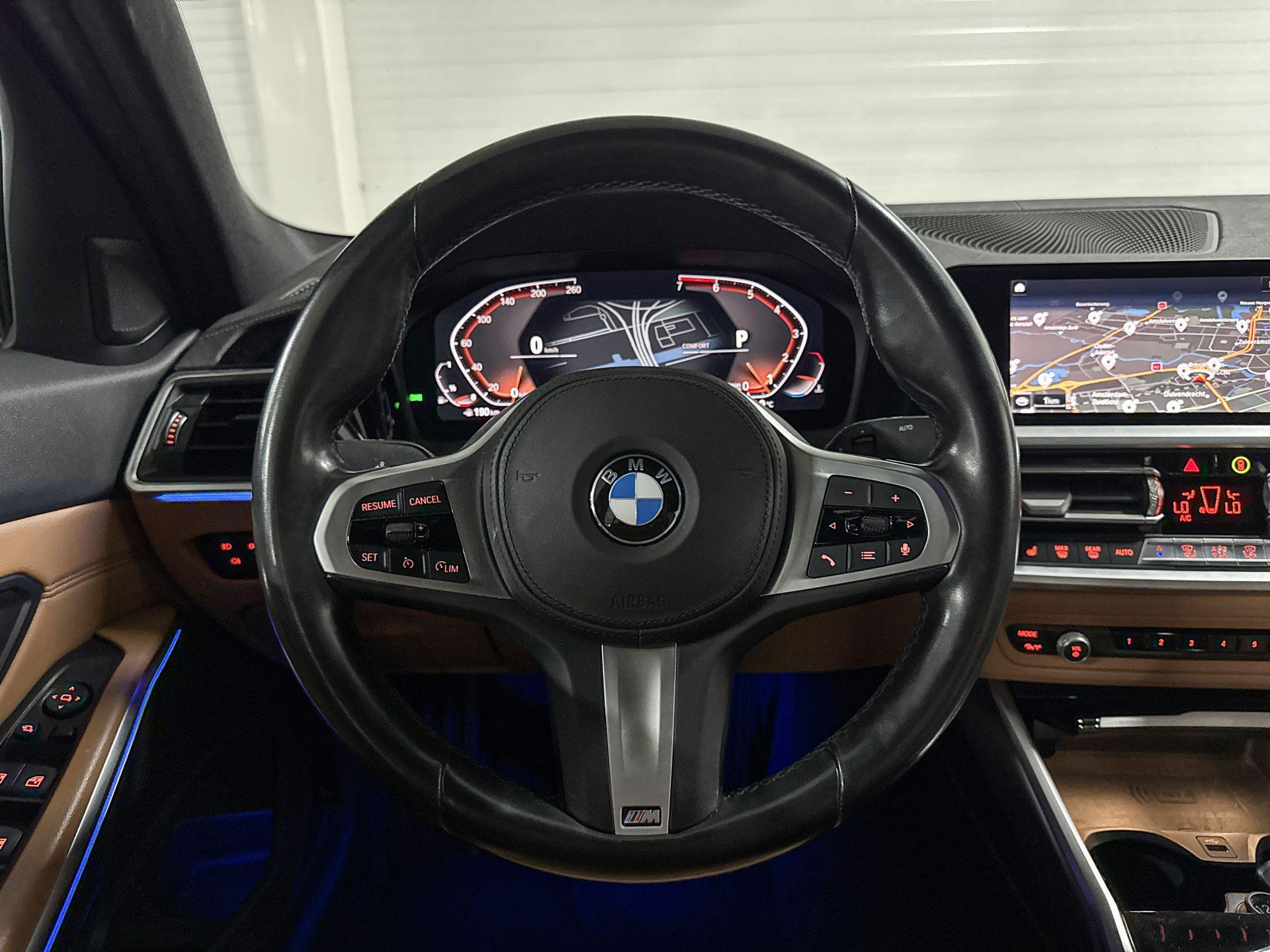 Foto van BMW 330i