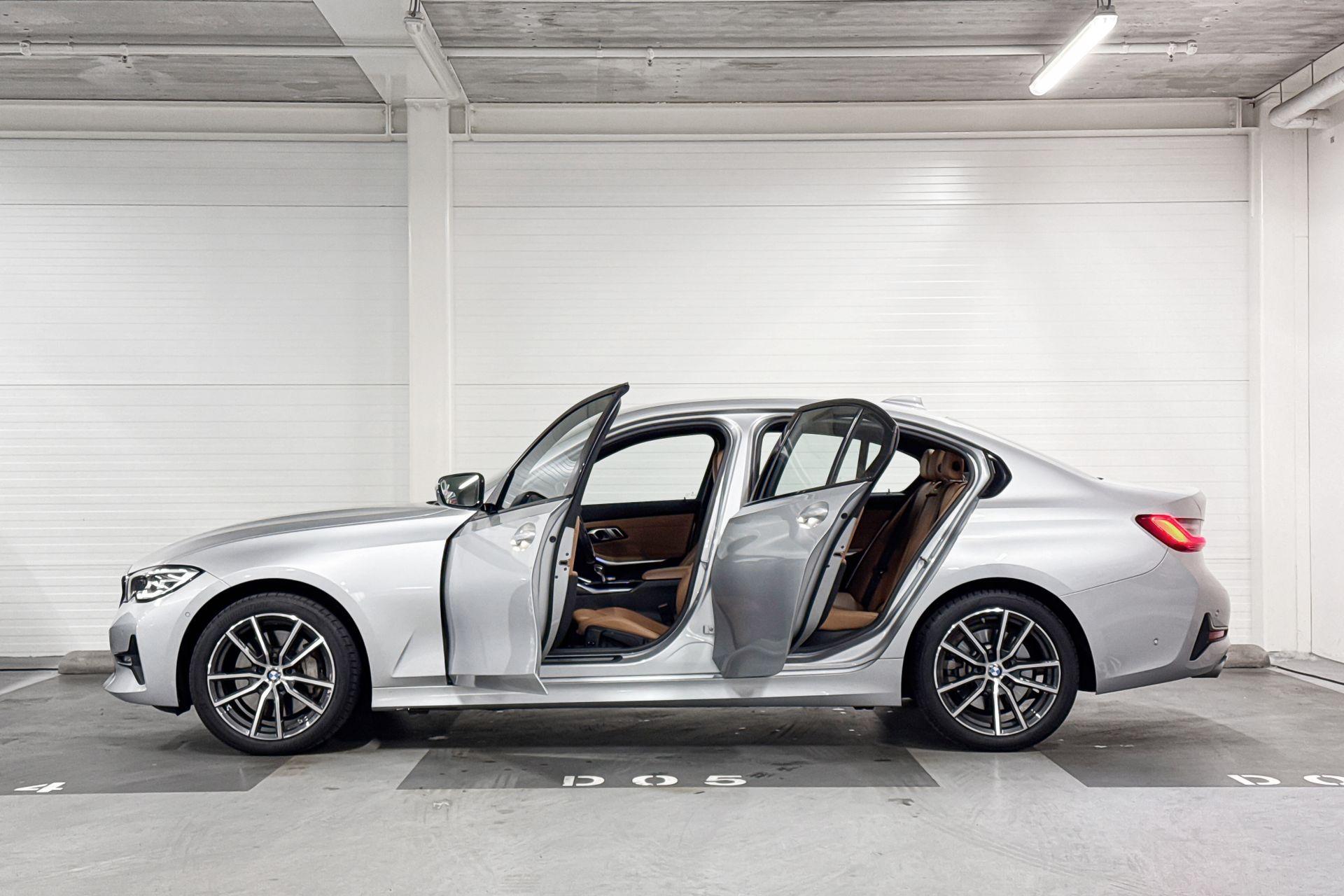 Foto van BMW 330i