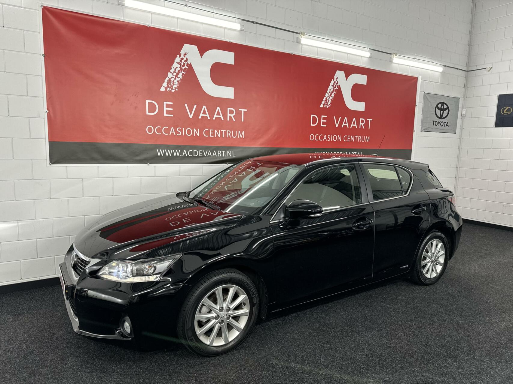 Lexus CT 200h Business Line Pro - VERKOCHT! 2012 - voorkant