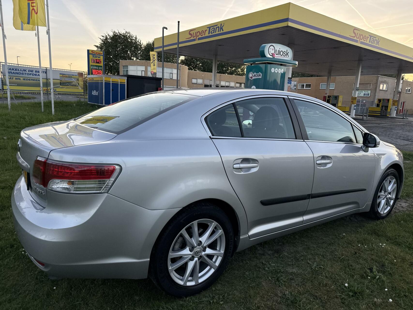 Foto van Toyota Avensis