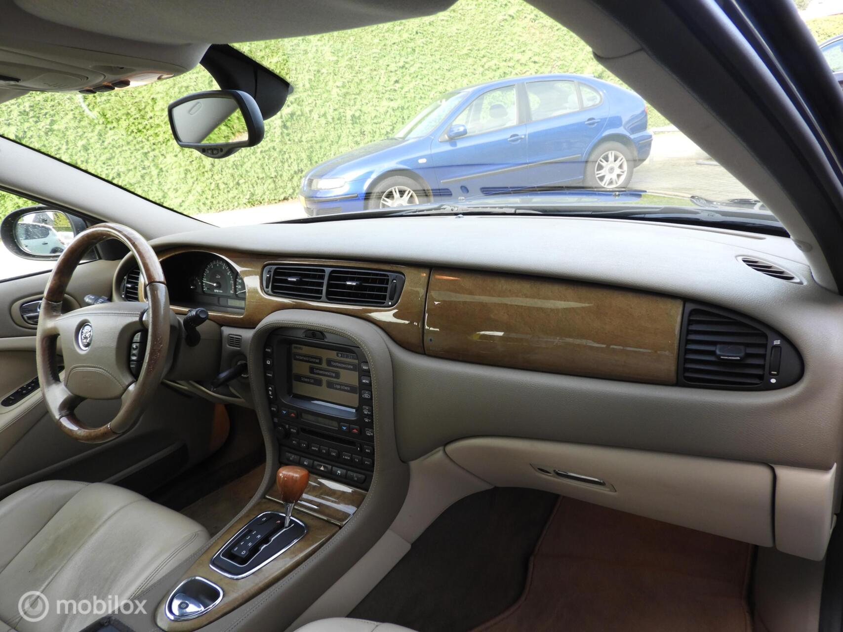 Foto van Jaguar S-type