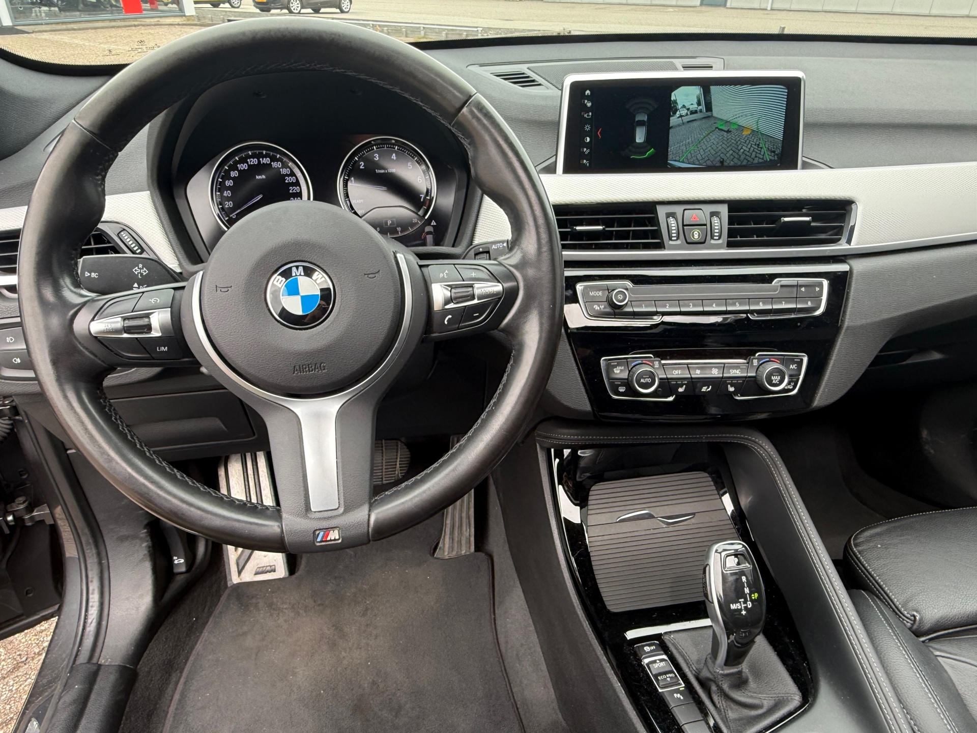 Foto van BMW X1