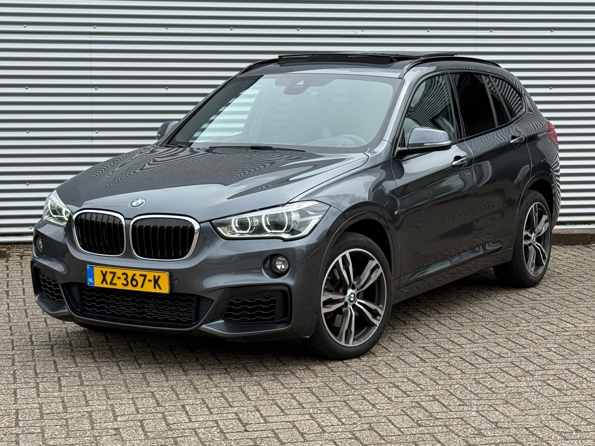 Foto van BMW X1