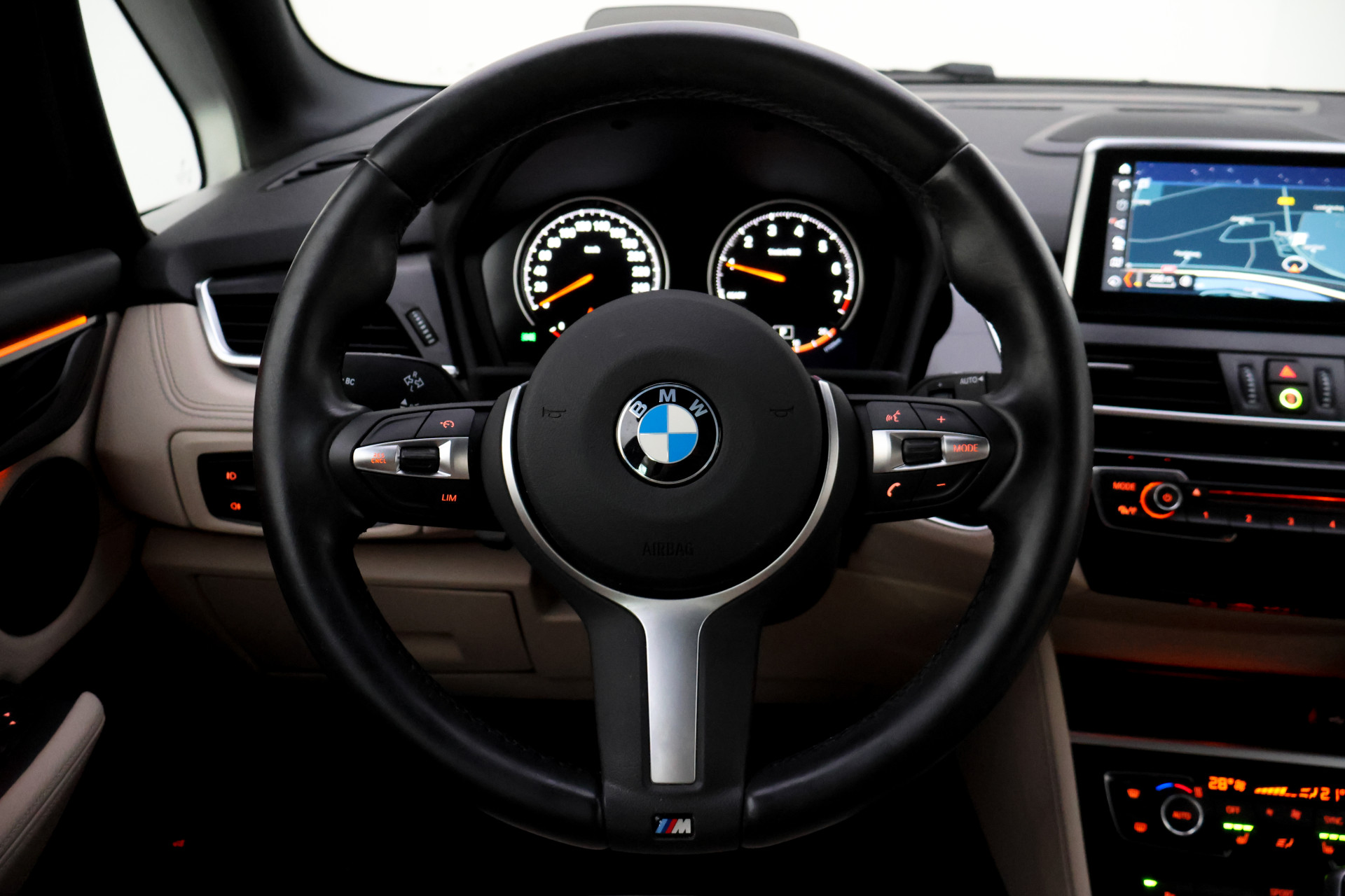 Foto van BMW 218i Active Tourer