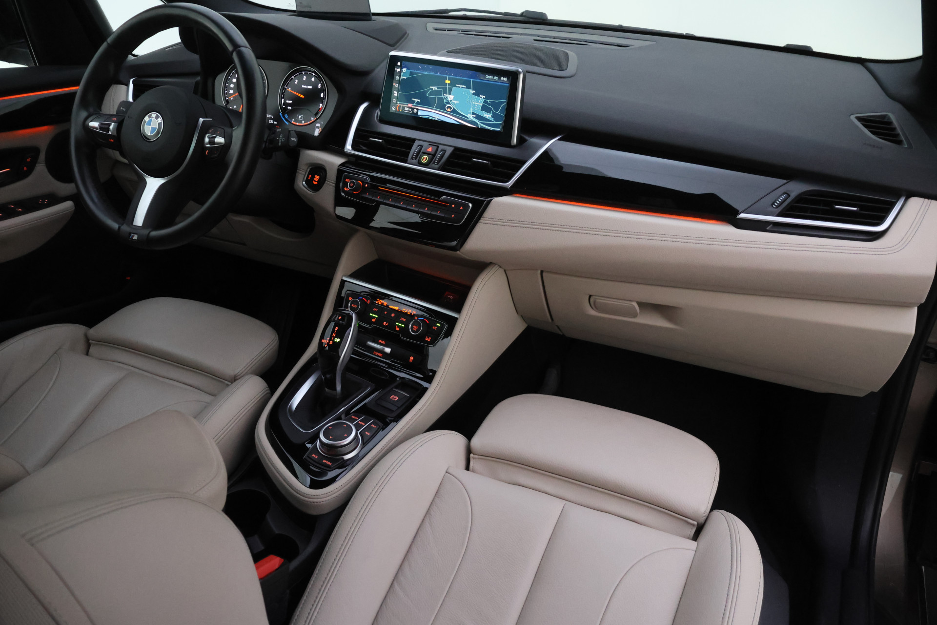 Foto van BMW 218i Active Tourer