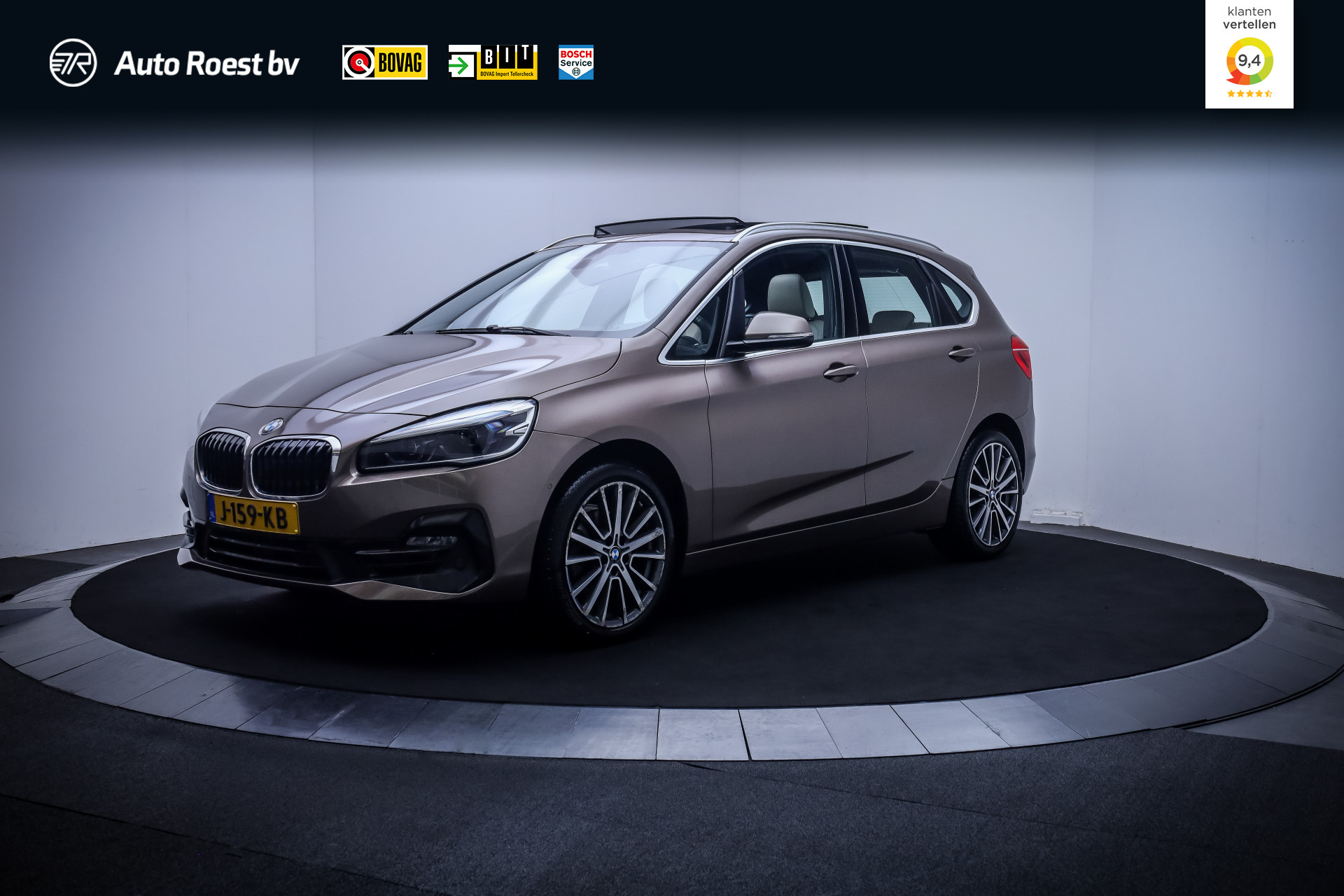 BMW 218i Active Tourer 218iA High Executive 2020 - voorkant