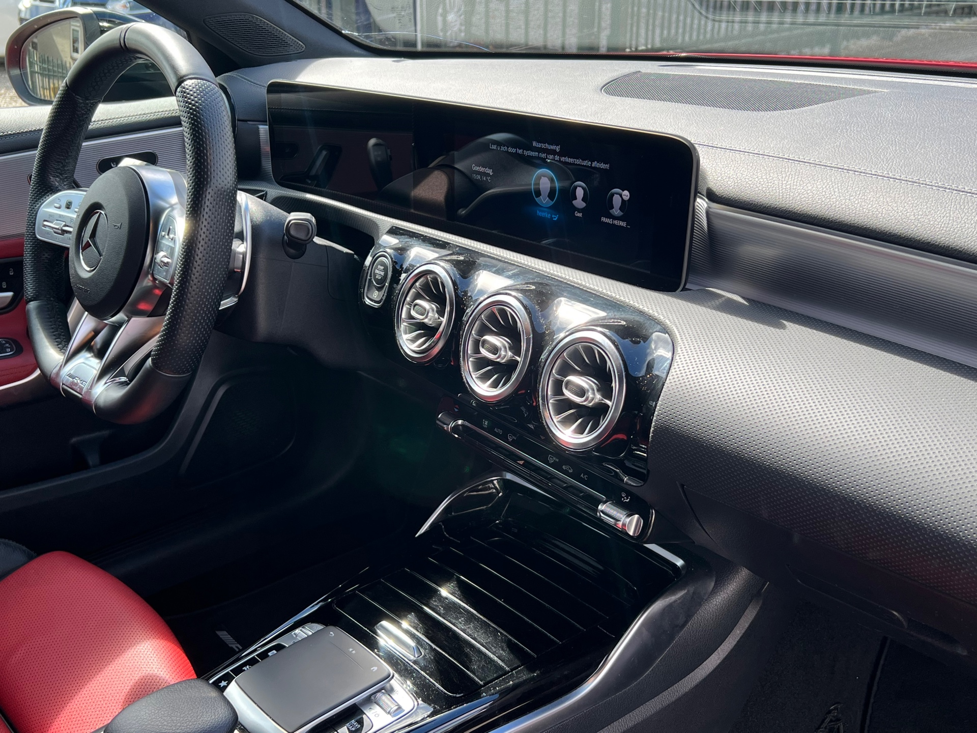 Foto van Mercedes-Benz AMG A 35