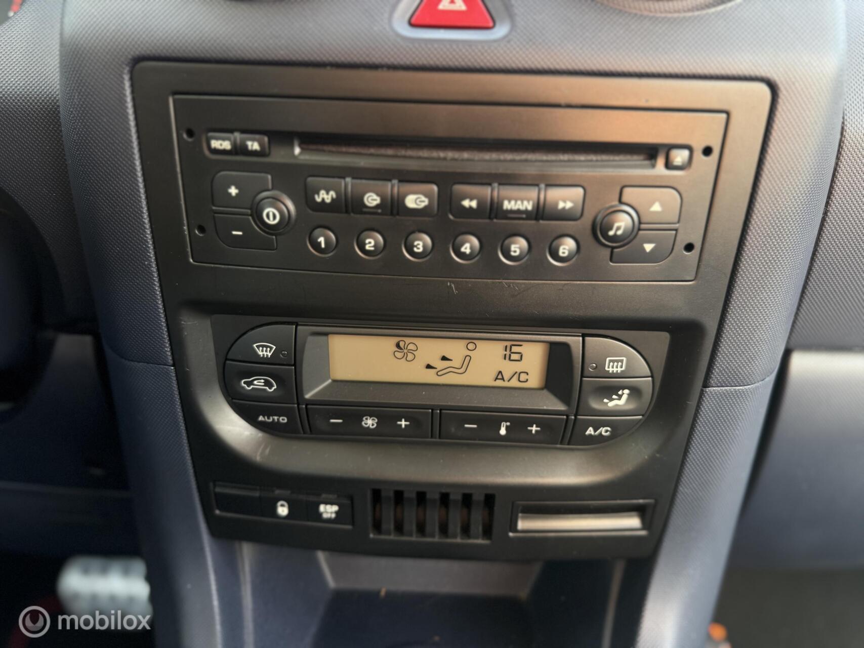 Foto van Peugeot 1007