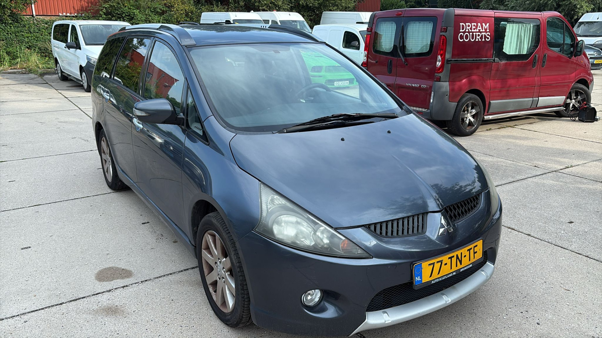 Foto van Mitsubishi Mitsubishi Grandis
