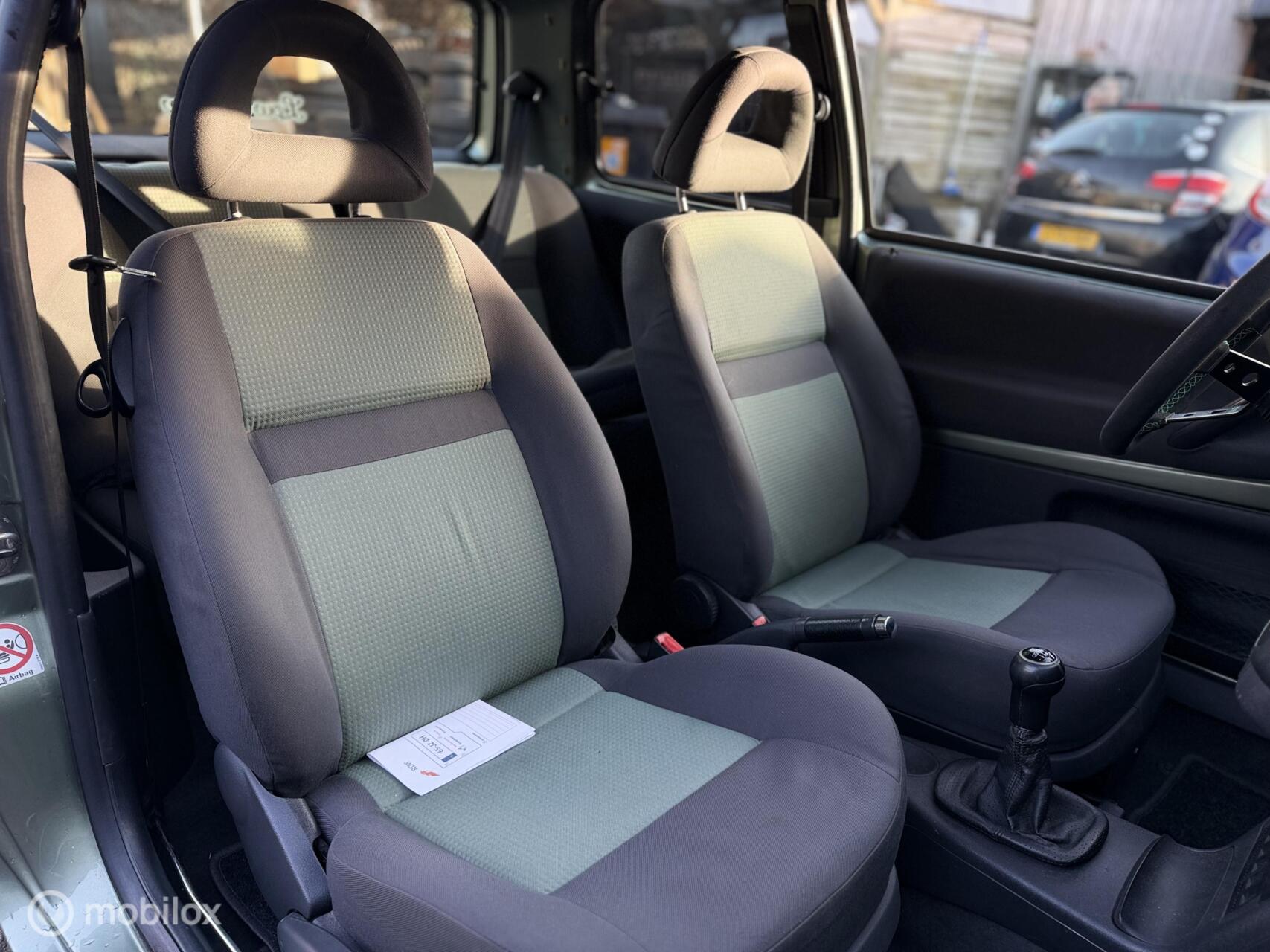 Foto van Volkswagen Lupo