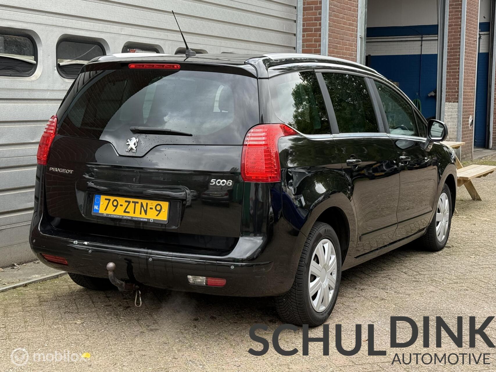 Foto van Peugeot 5008