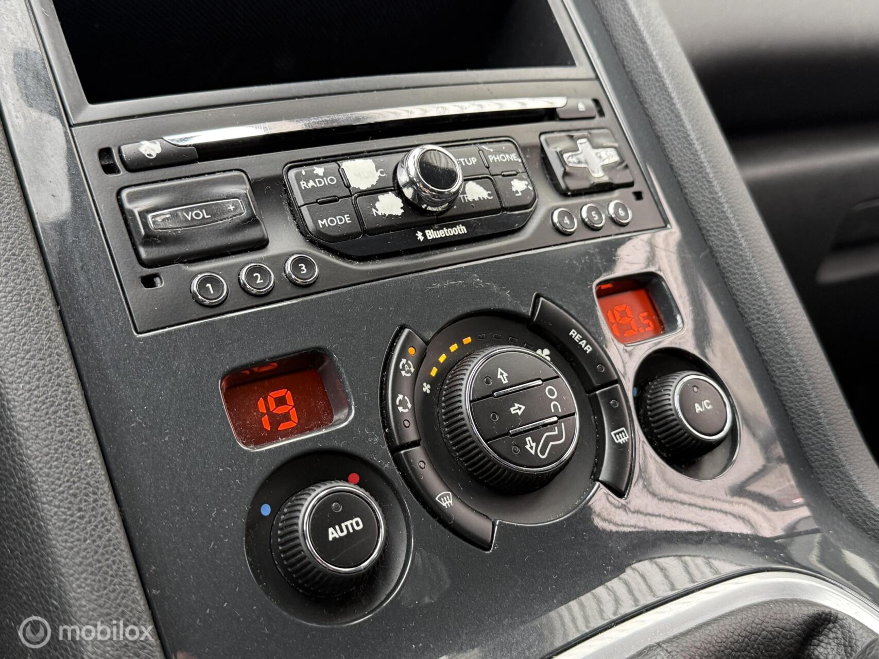 Foto van Peugeot 5008