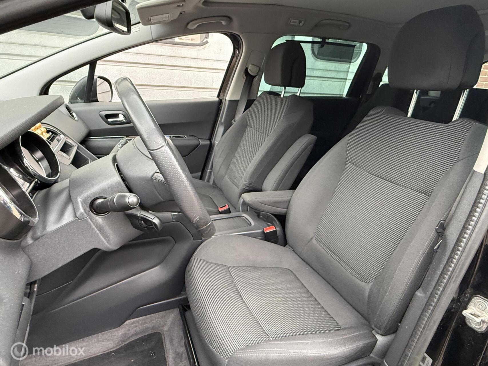 Foto van Peugeot 5008