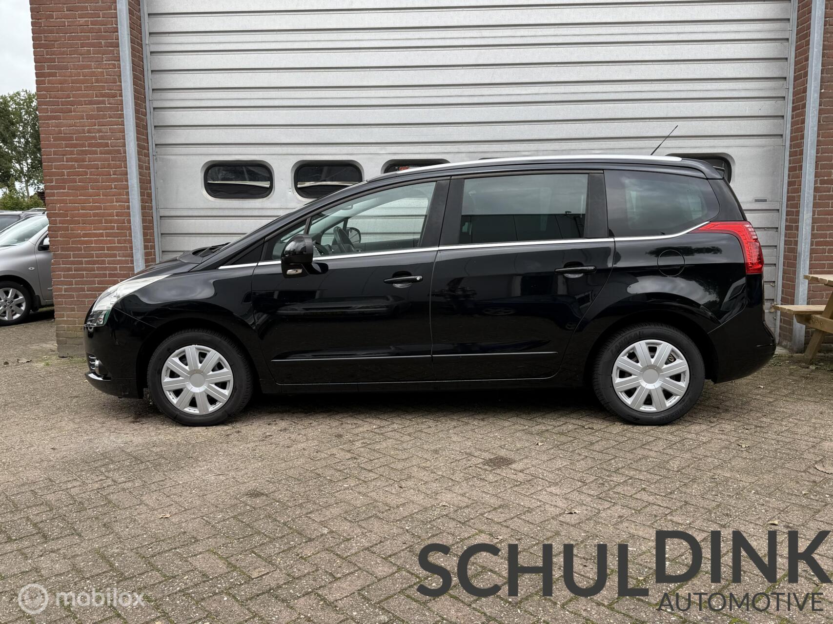 Foto van Peugeot 5008