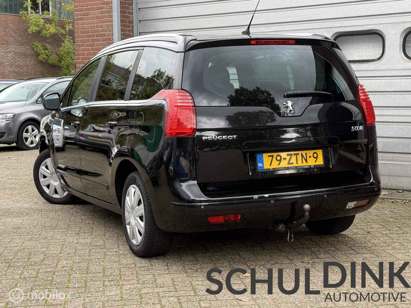 Foto van Peugeot 5008