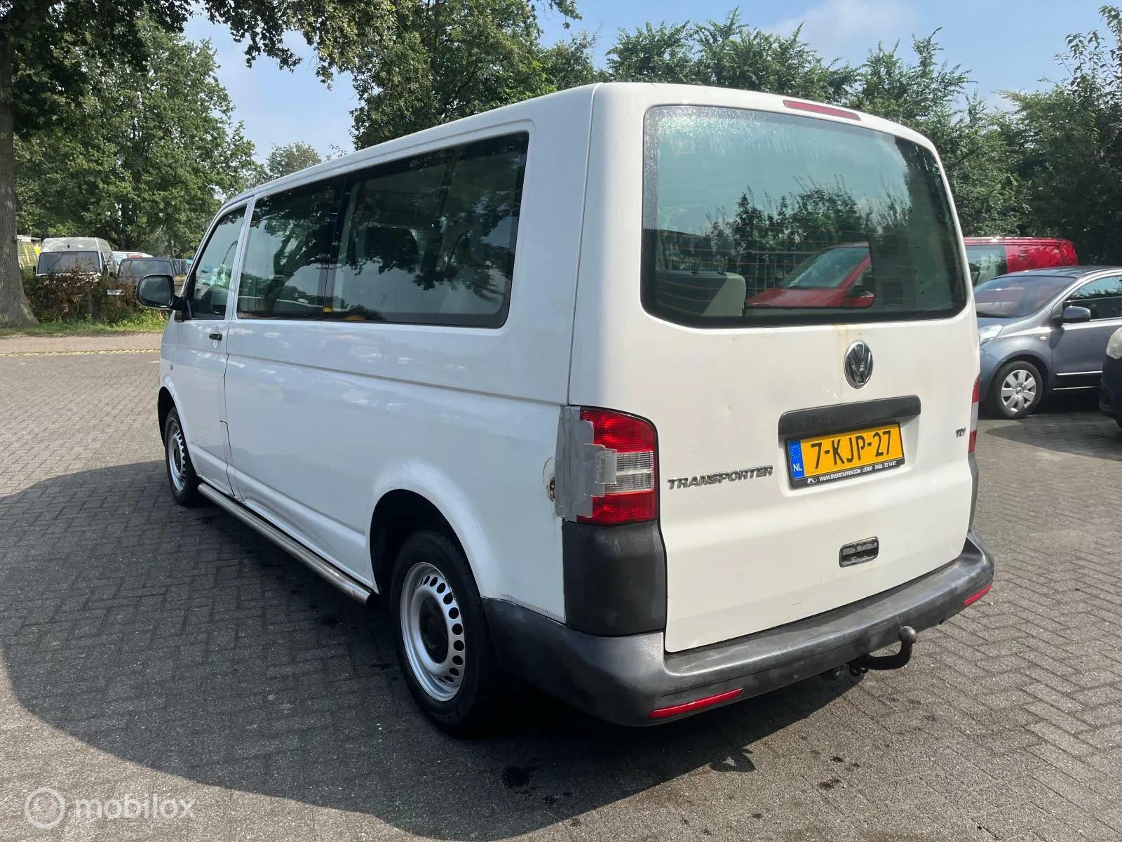 Foto van Volkswagen Transporter Kombi