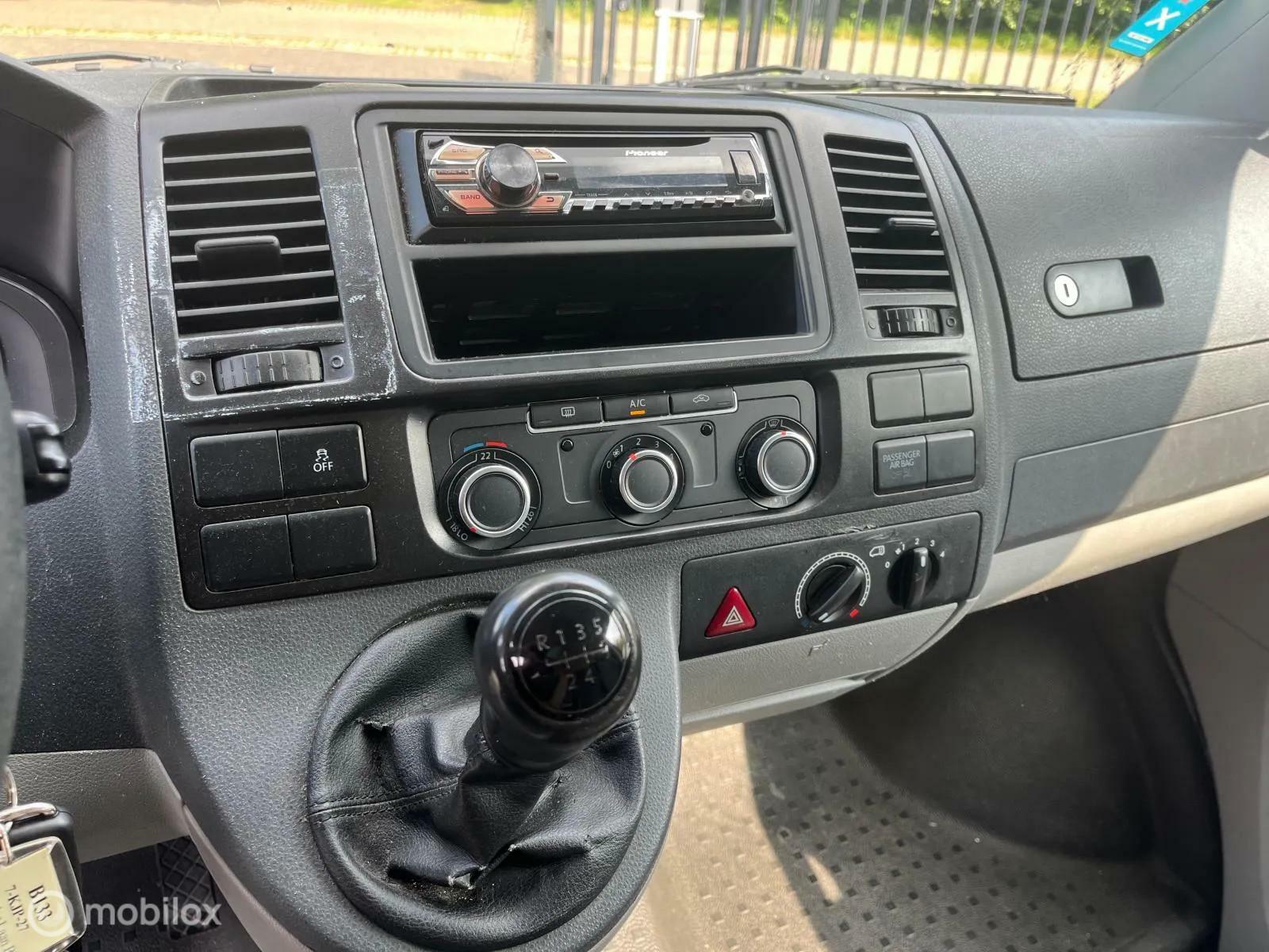 Foto van Volkswagen Transporter Kombi