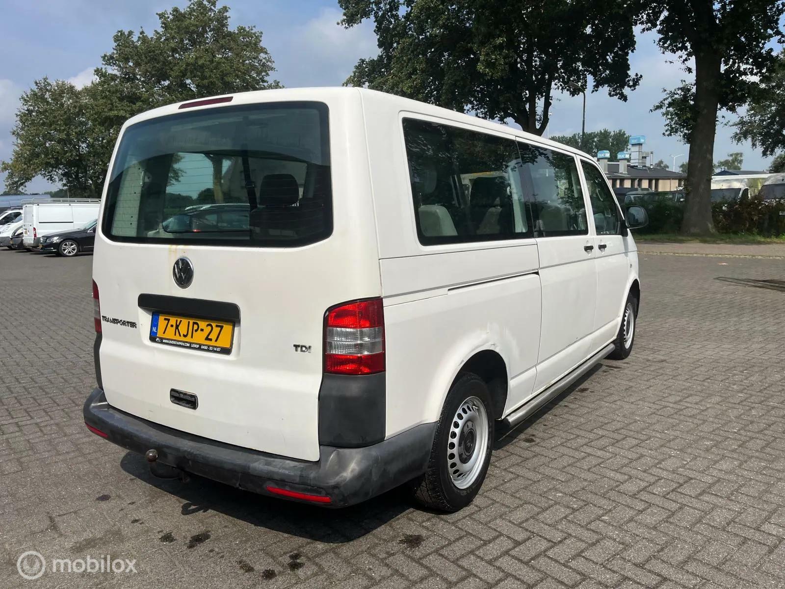 Foto van Volkswagen Transporter Kombi