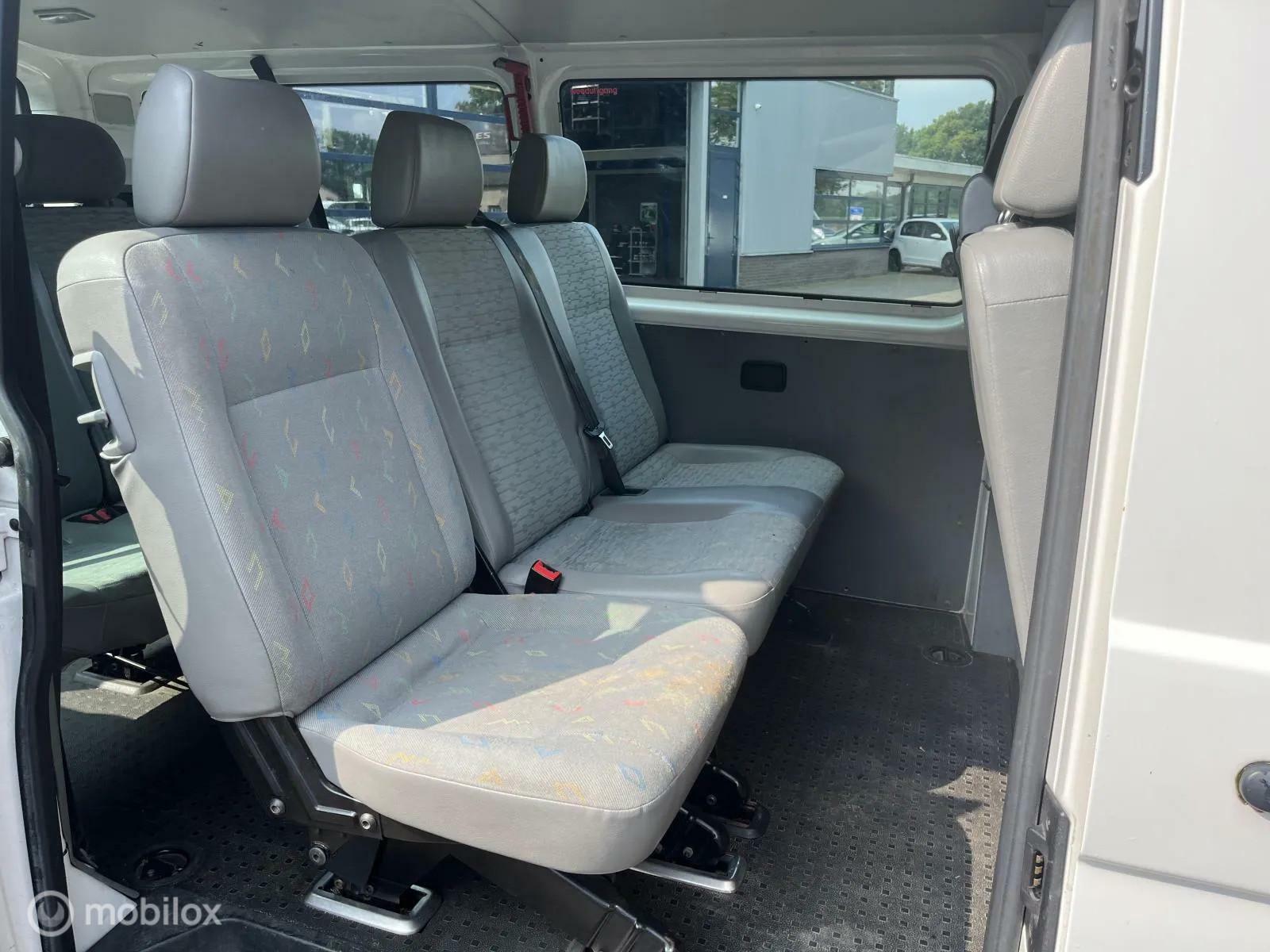 Foto van Volkswagen Transporter Kombi