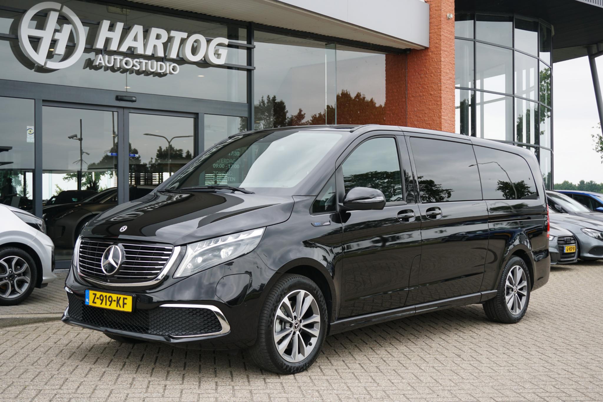 Foto van Mercedes-Benz Eqv