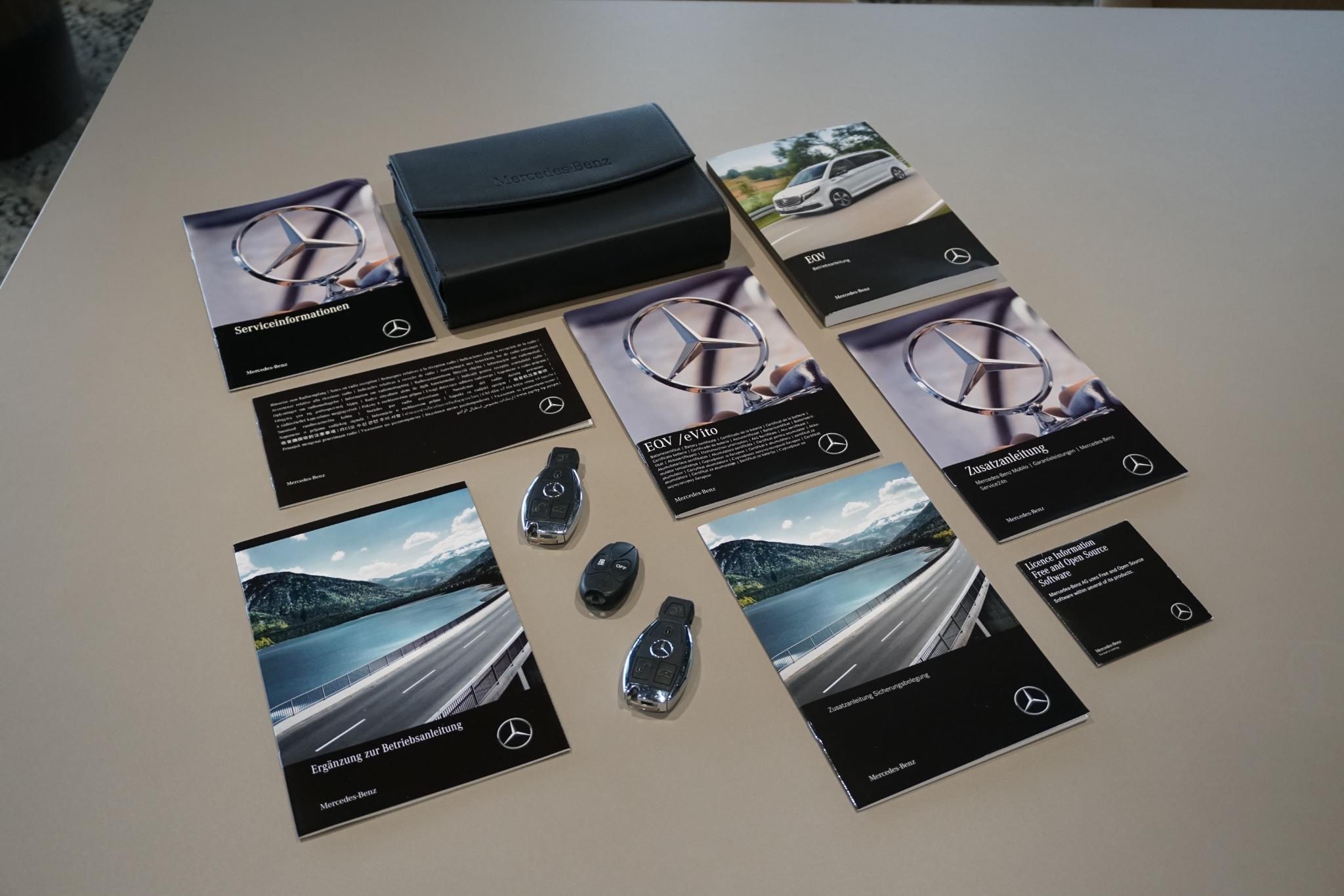Foto van Mercedes-Benz Eqv