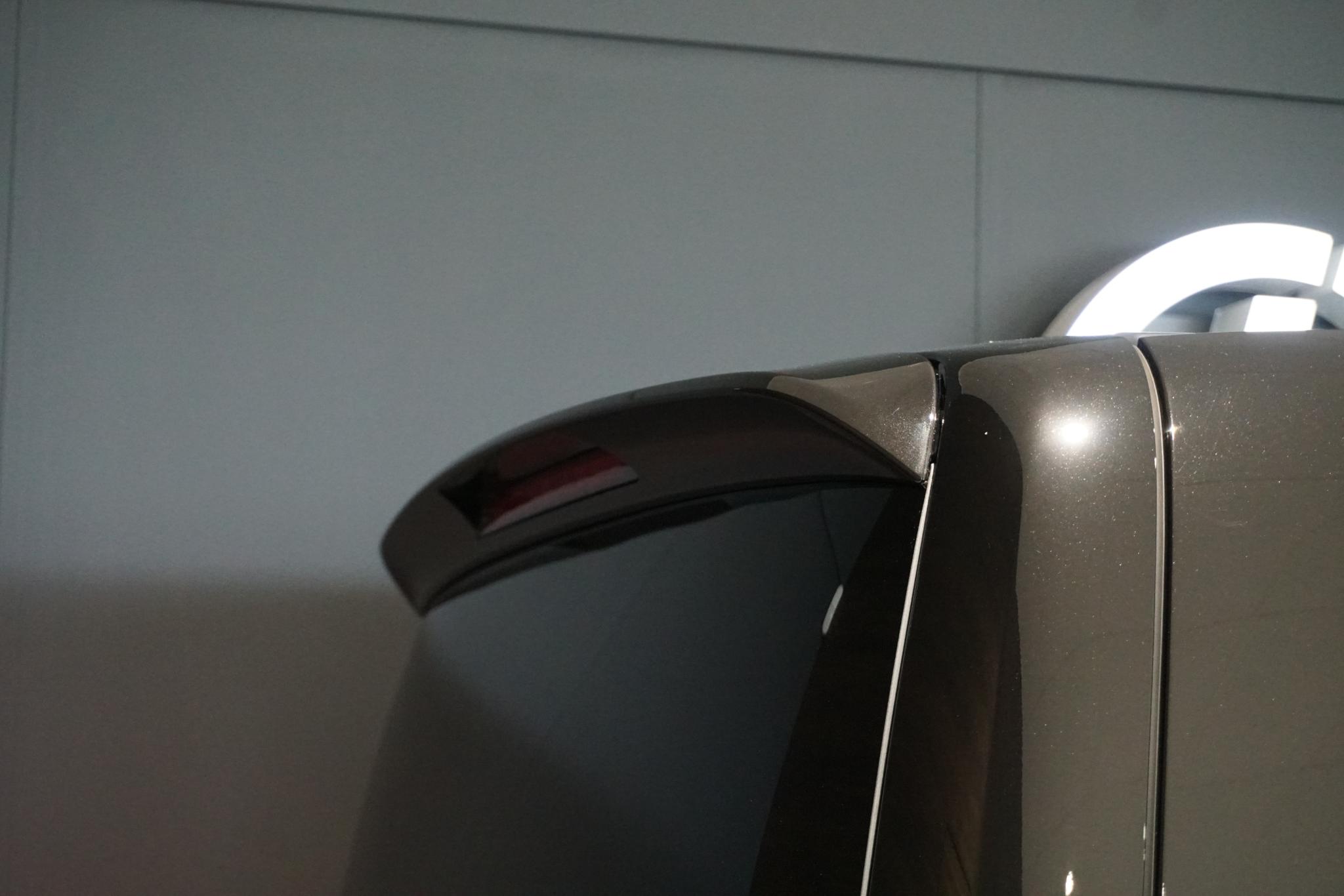 Foto van Mercedes-Benz Eqv