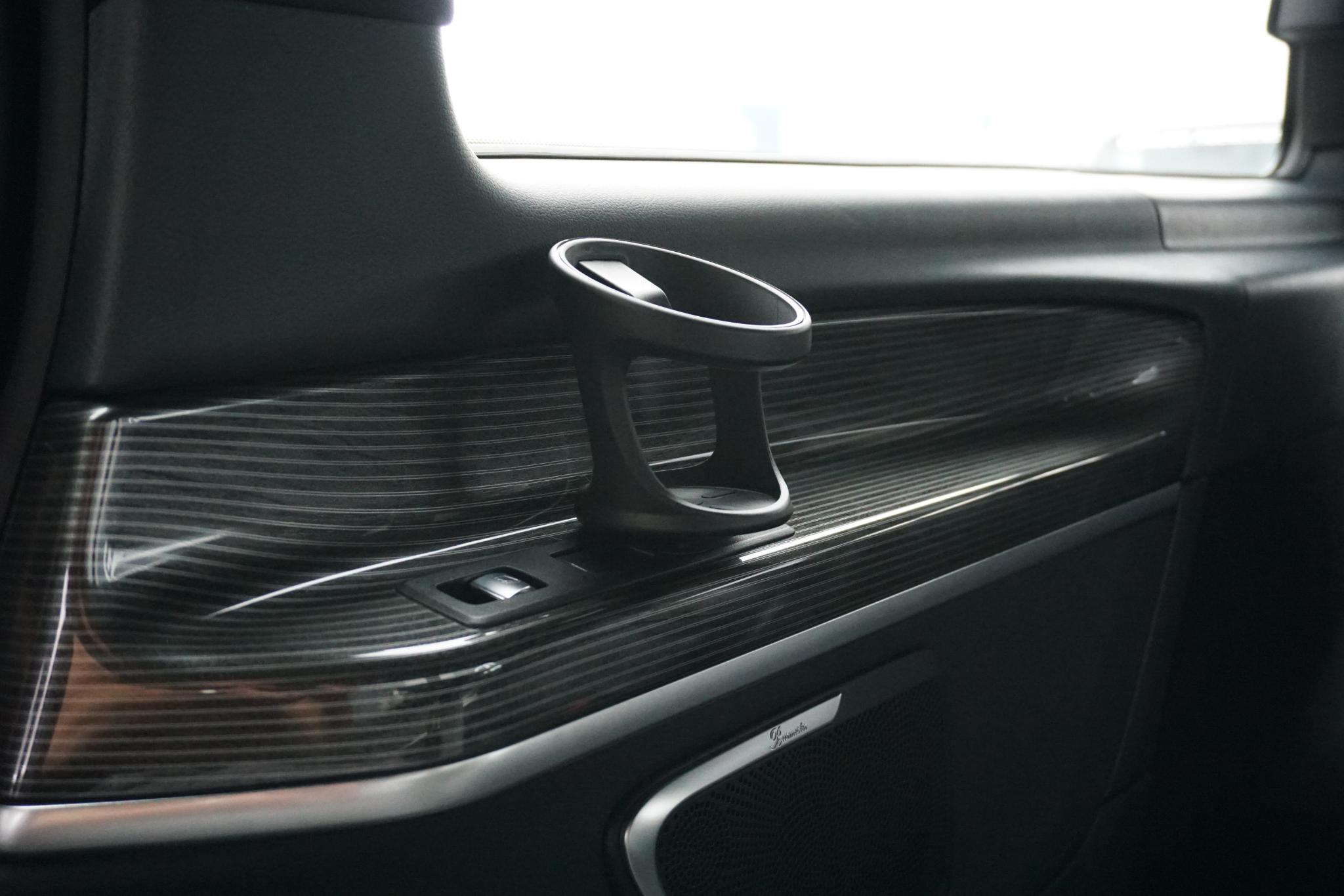 Foto van Mercedes-Benz Eqv