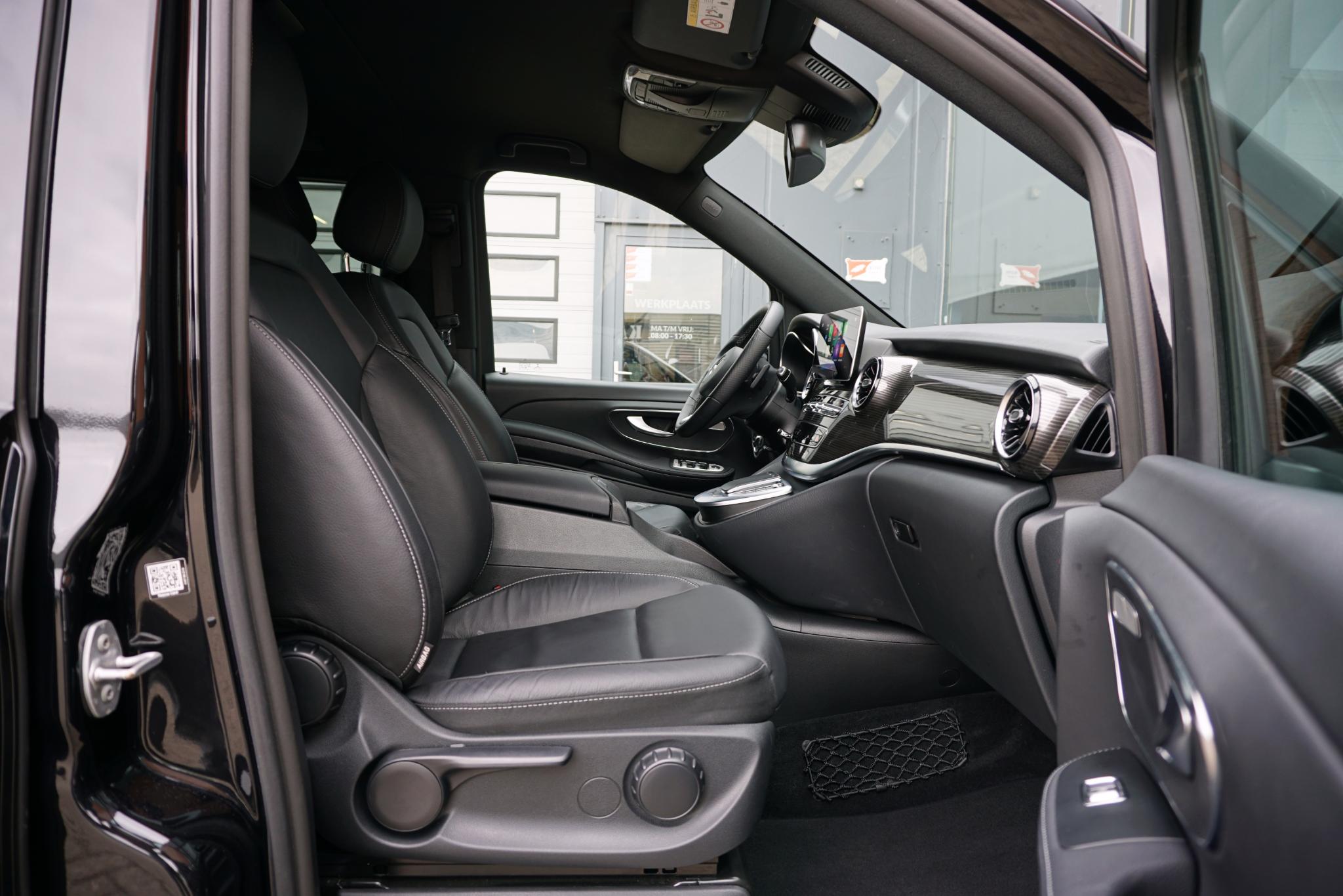 Foto van Mercedes-Benz Eqv