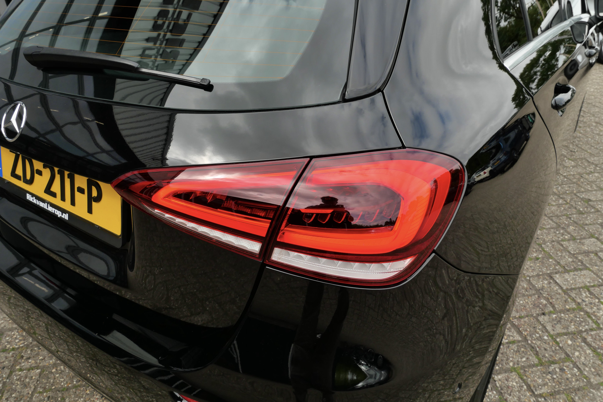Foto van Mercedes-Benz A 180