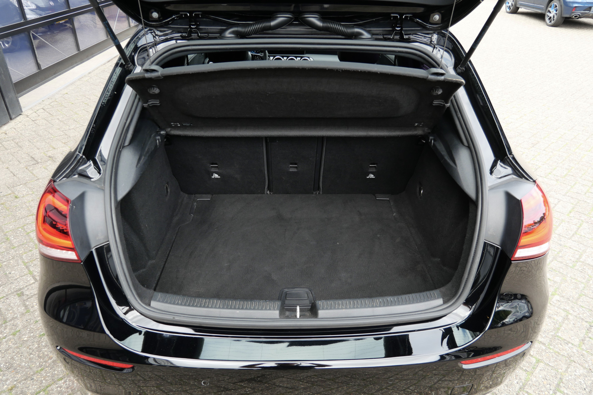 Foto van Mercedes-Benz A 180