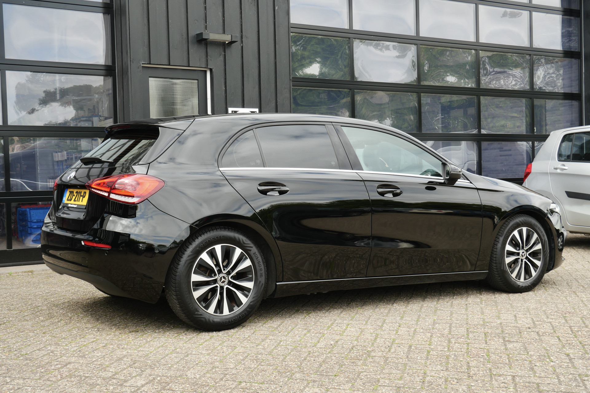 Foto van Mercedes-Benz A 180