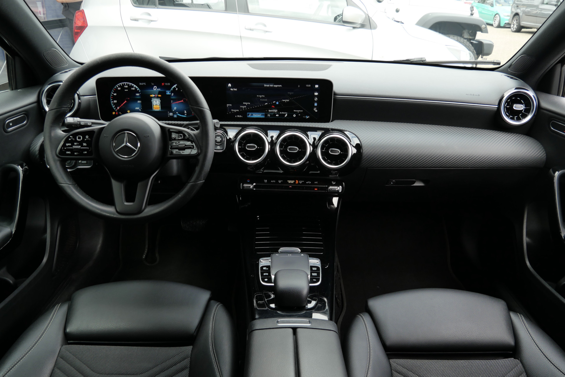 Foto van Mercedes-Benz A 180