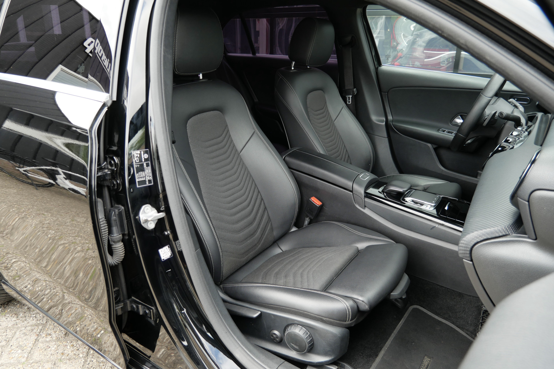 Foto van Mercedes-Benz A 180