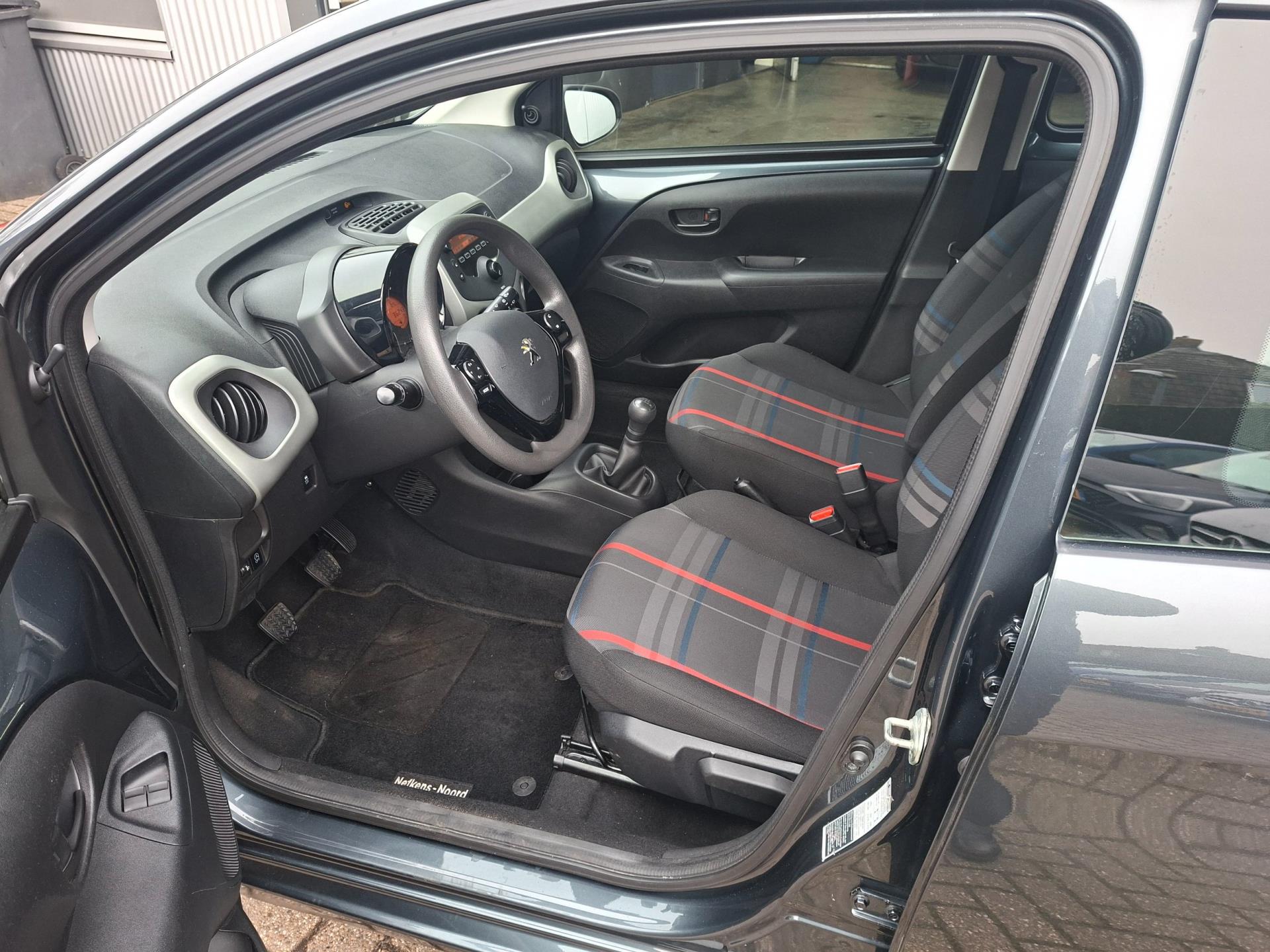 Foto van Peugeot Peugeot 108