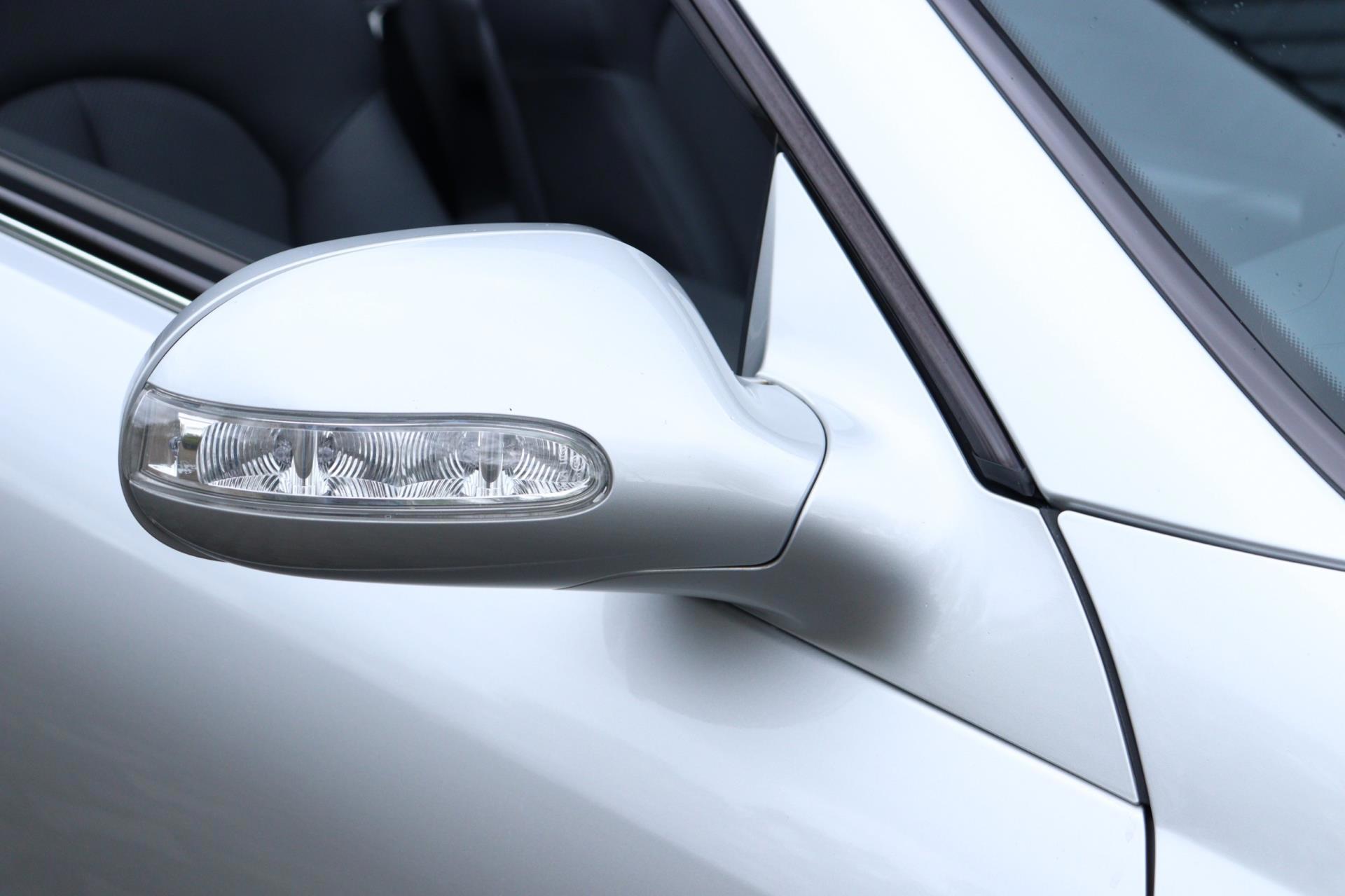 Foto van Mercedes-Benz CLK 320