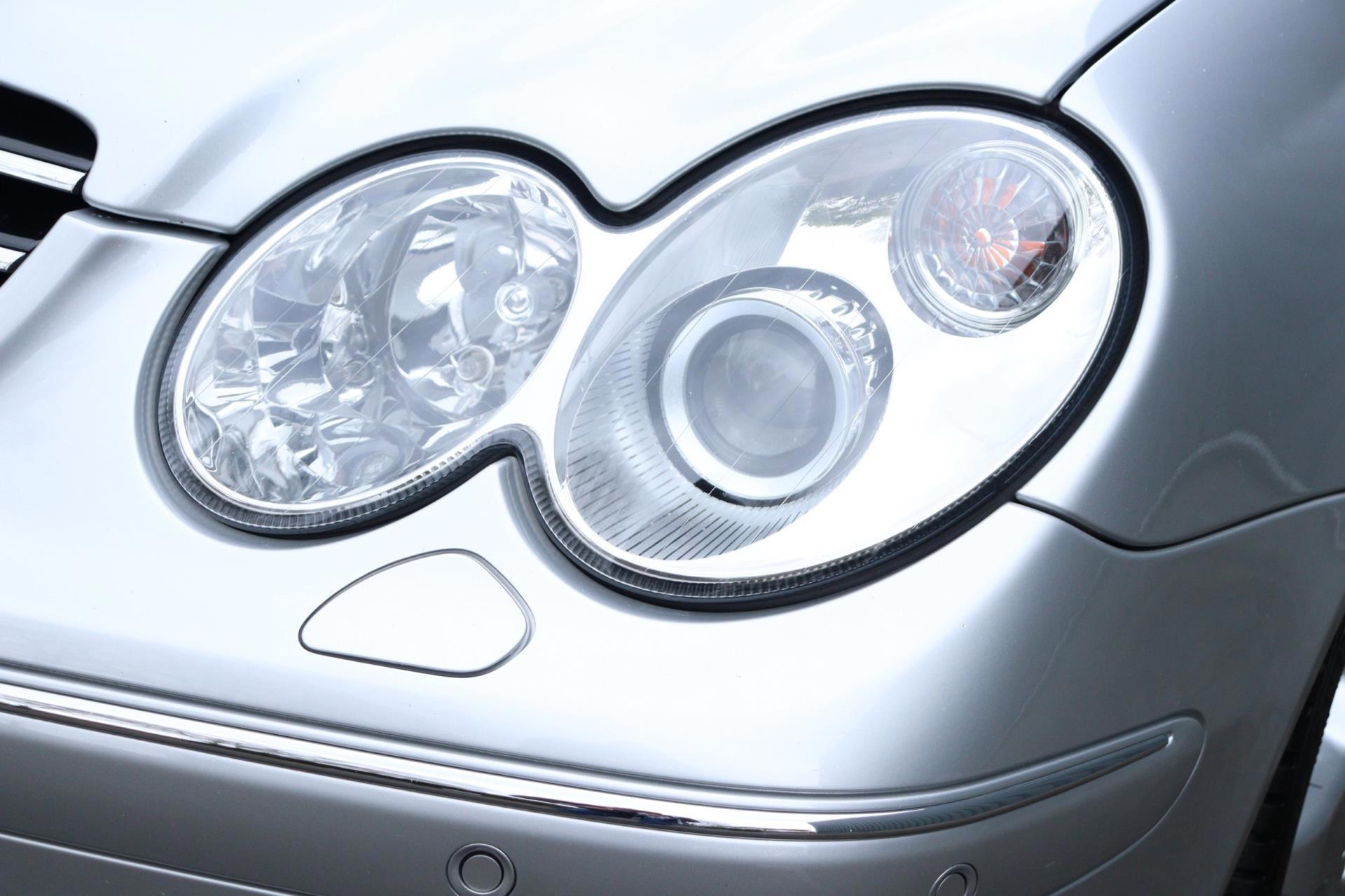 Foto van Mercedes-Benz CLK 320