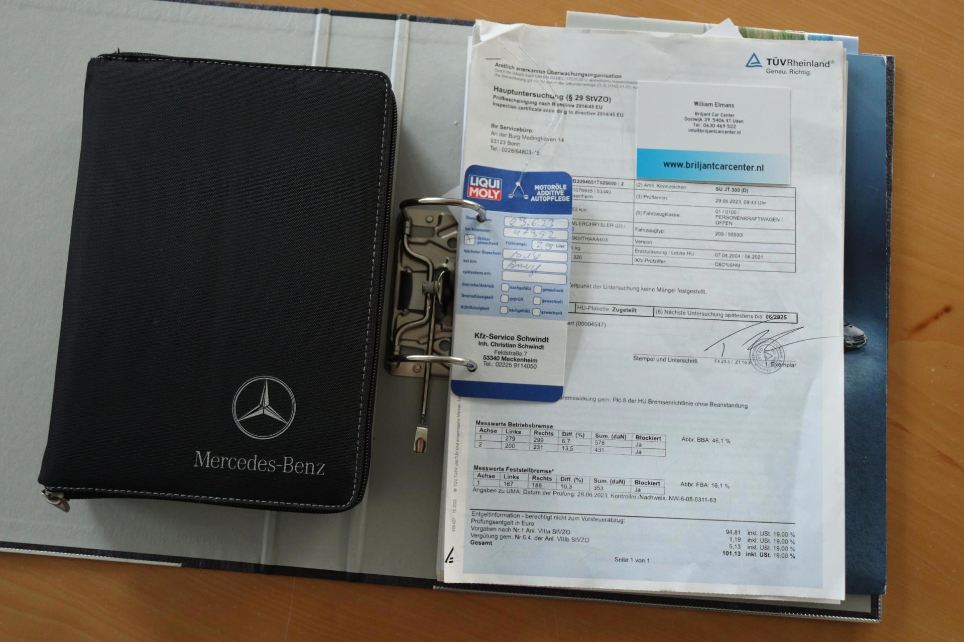 Foto van Mercedes-Benz CLK 320