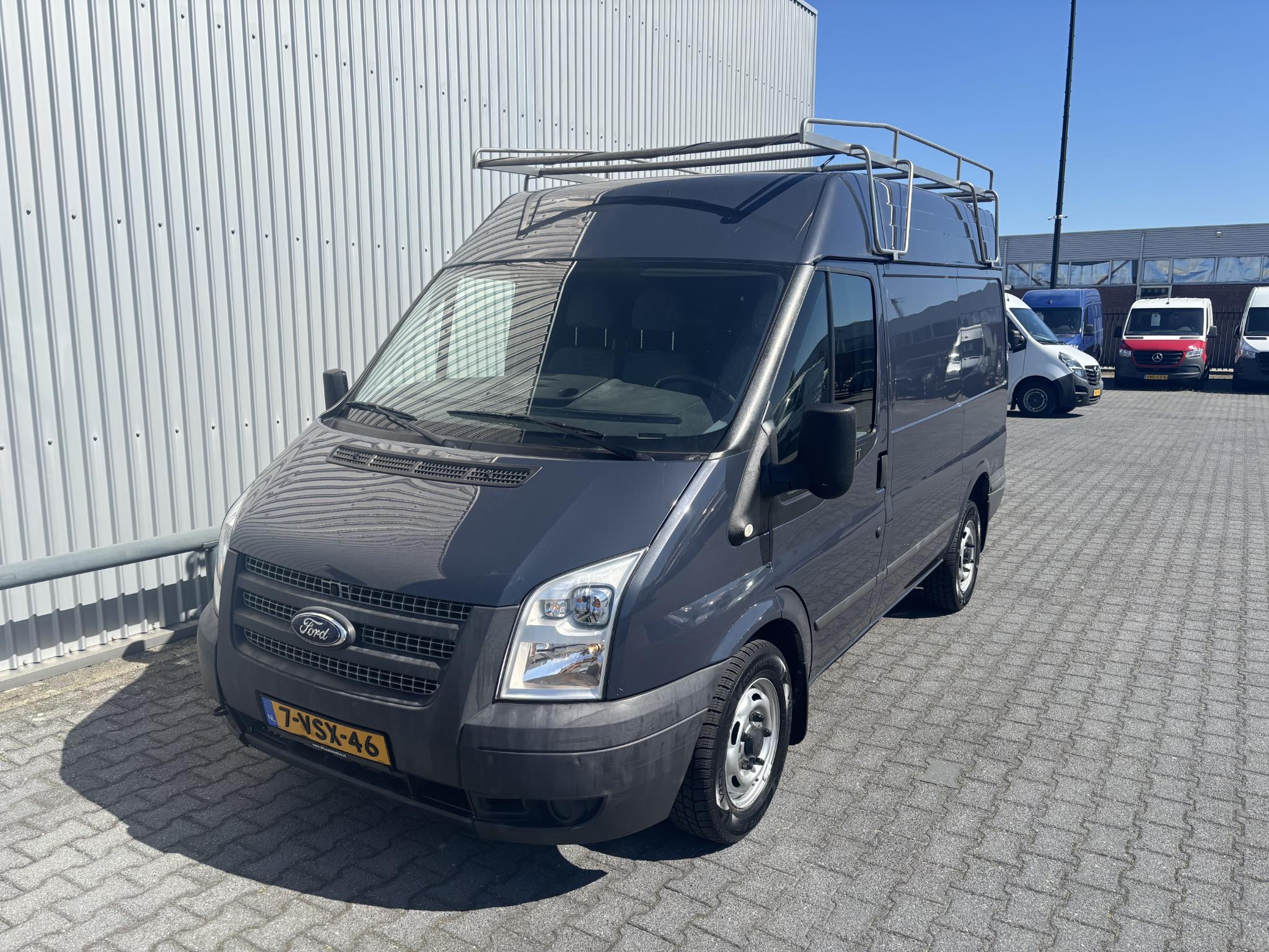 Foto van Ford Transit/tourneo