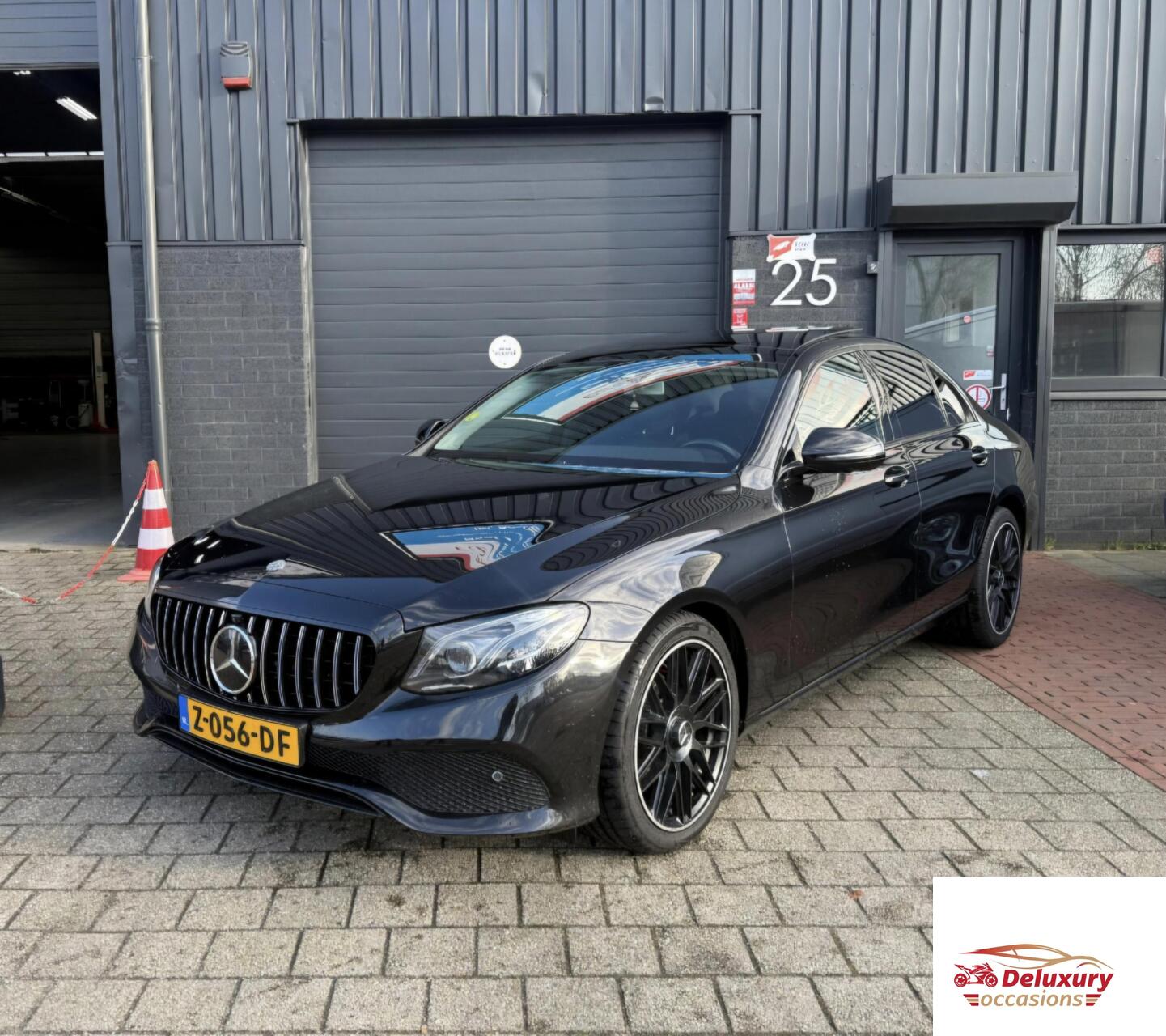 Foto van Mercedes-Benz E 220 D