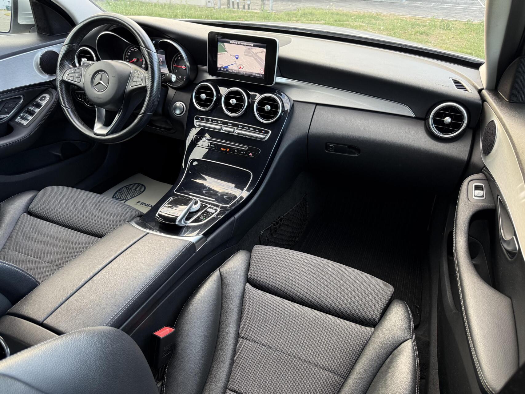Foto van Mercedes-Benz C 220 Bluetec
