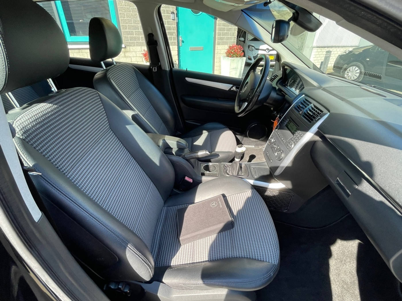 Foto van Mercedes-Benz B 200