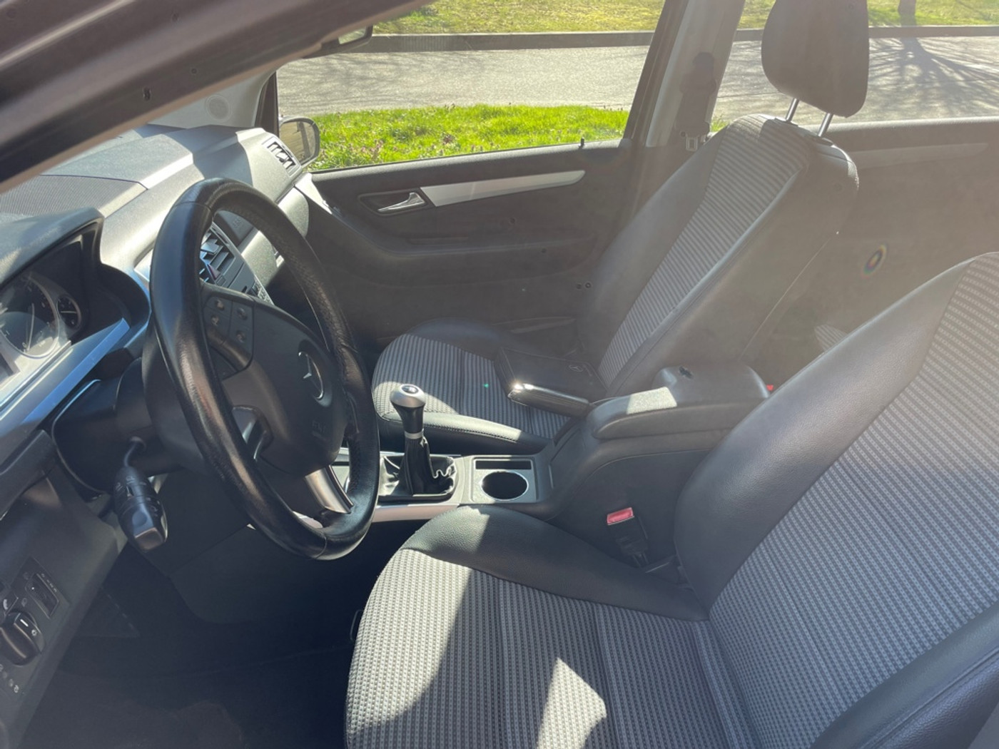 Foto van Mercedes-Benz B 200