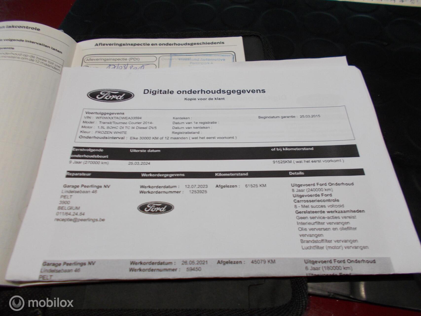 Foto van Ford Transit Courier
