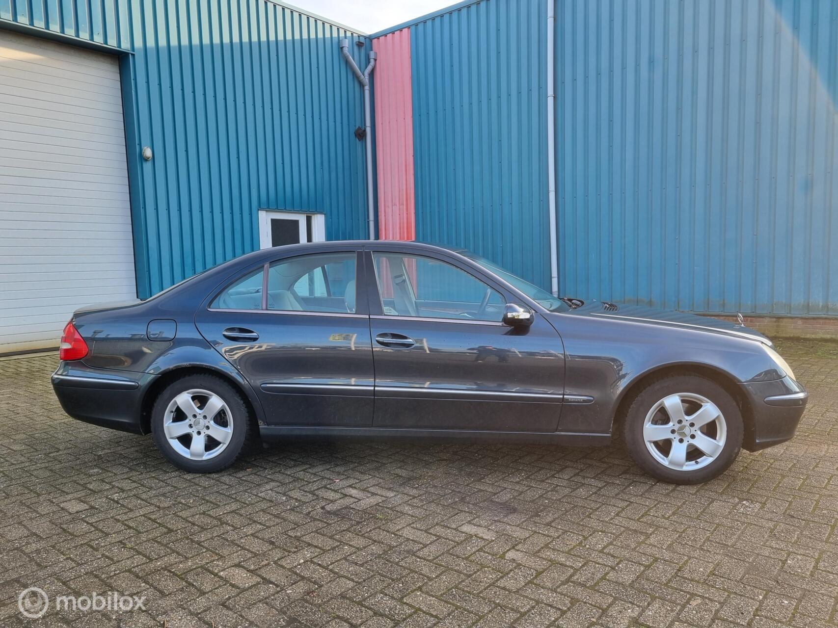 Foto van Mercedes-Benz E 200 Kompressor