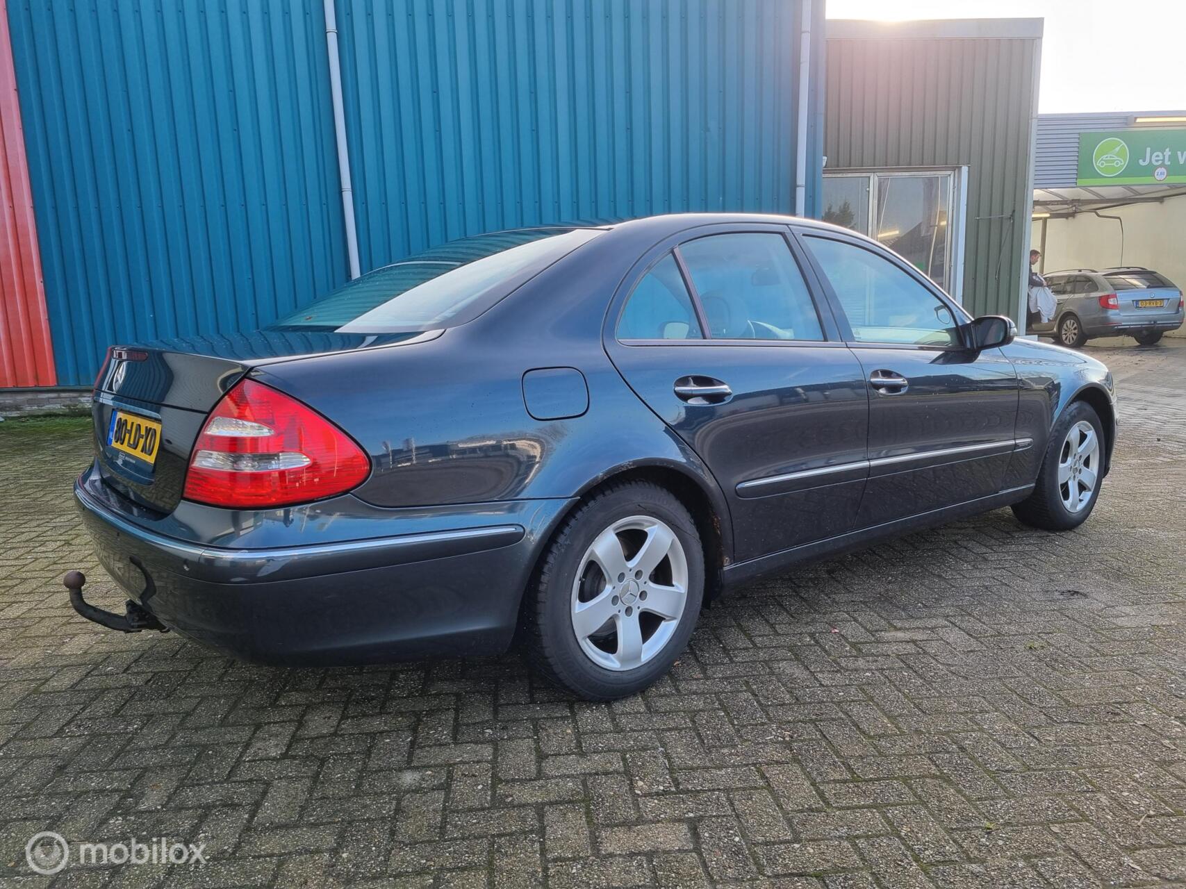 Foto van Mercedes-Benz E 200 Kompressor